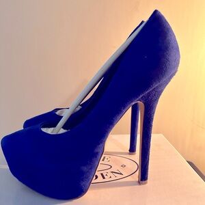 Steven Madden Platform Blue Suede Sky-high Heels worn only once
